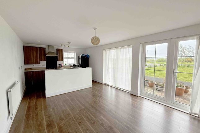 Flat 1, 1 Y Corsydd, Llanelli photo 2