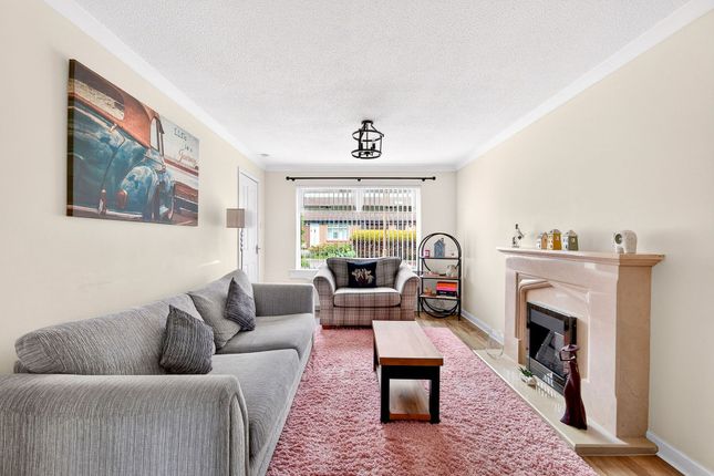 28 Park Place, Livingston photo 3