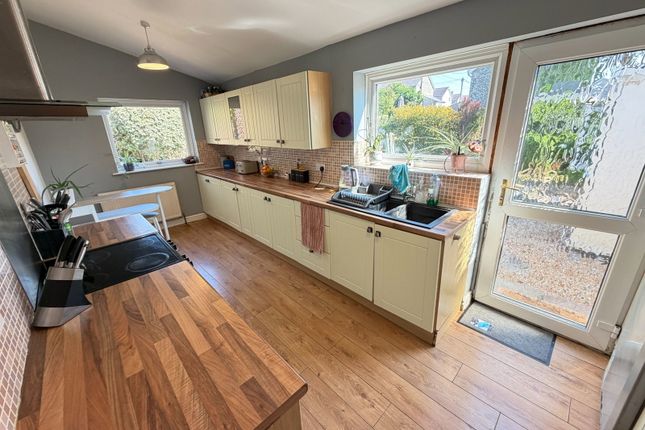 9, Pencae, Menai Bridge photo 4