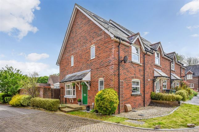 End terrace house for sale in Park View, Whitchurch