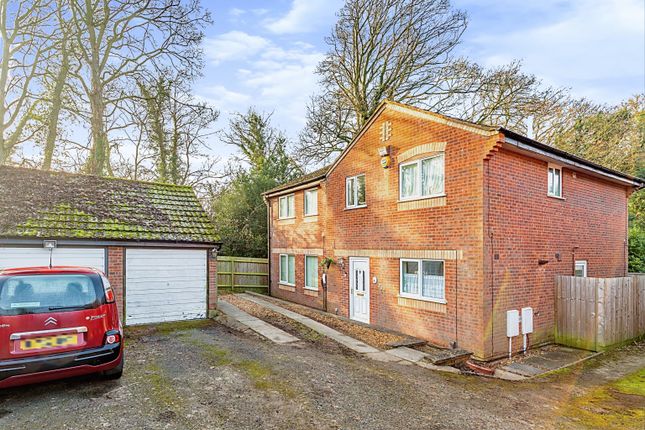 Thumbnail Detached house for sale in Ixworth Close, Northampton