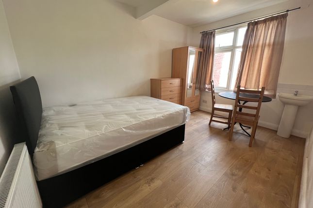Thumbnail Semi-detached house to rent in Northcote Avenue, Southall