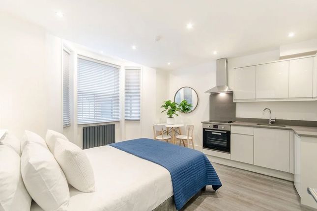 90a Finborough Road, London photo 2