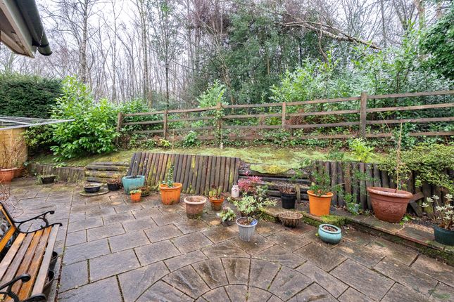 4 Moorfield, Mill Road, Dorking photo 3