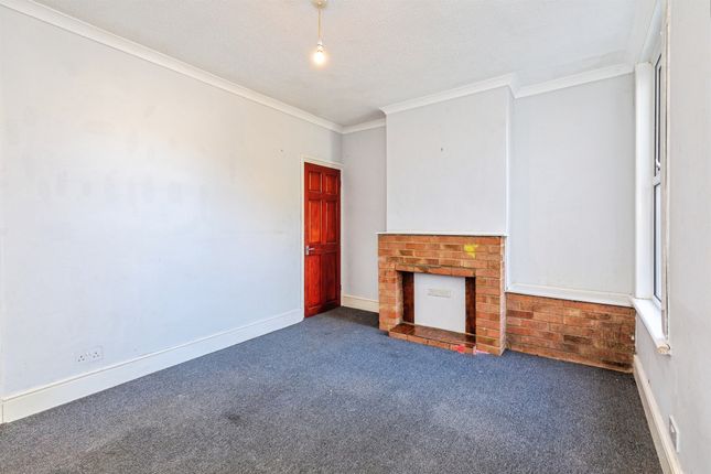 21, Dawes Street, Gillingham photo 4