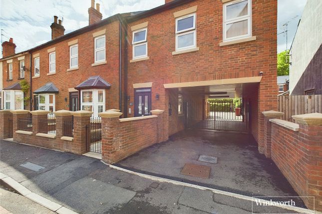 Thumbnail Flat to rent in Grayson Court, 2 Wilson Road, Reading, Berkshire