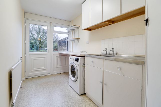 19, Haddon Court, Harpenden photo 2