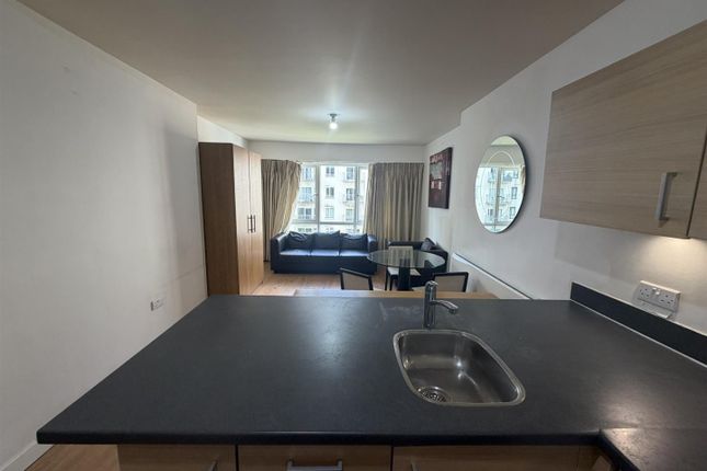 83, Amelia House, Colindale photo 3