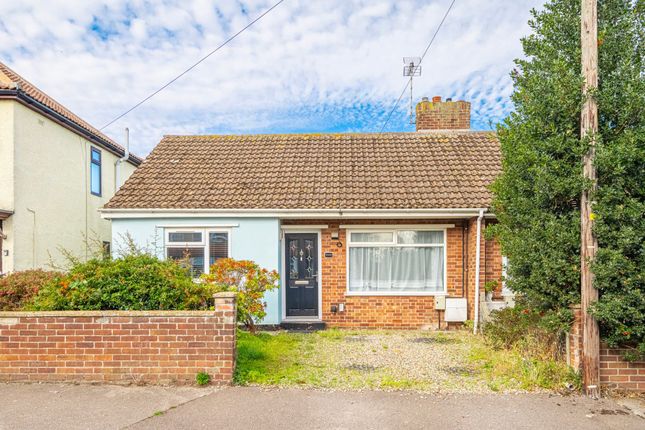 2-bed bungalow on Westerham Stanley Road, Lowestoft, £200,000