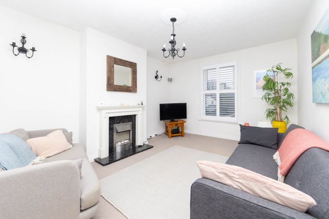 8, Cambridge Mews, Walmer photo 2