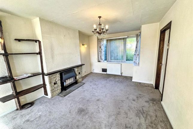 40, Hainworth Wood Road North, Keighley photo 2