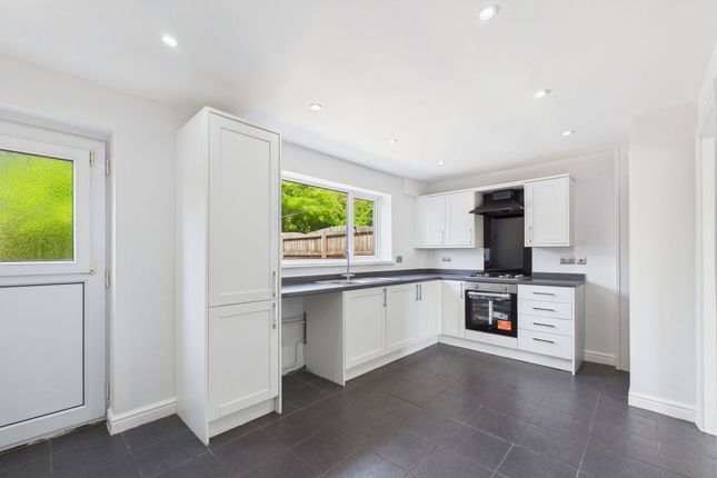 2 Oakfield Court, Whitehaven photo 4