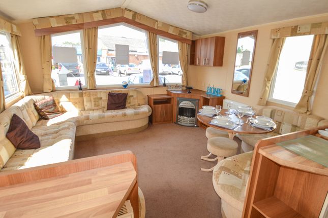 3 Bed Mobile Park Home For Sale In Felixstowe Beach Holiday Park