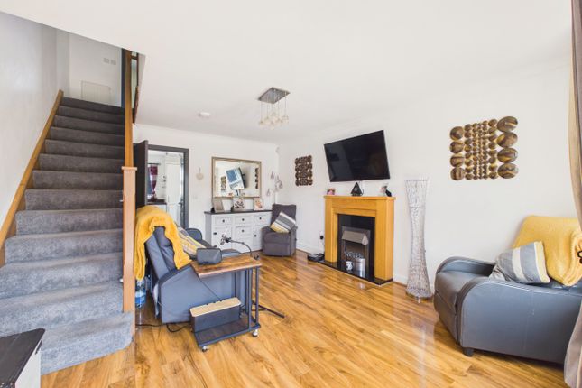 11, Fenland Court, Barton-Upon-Humber photo 3