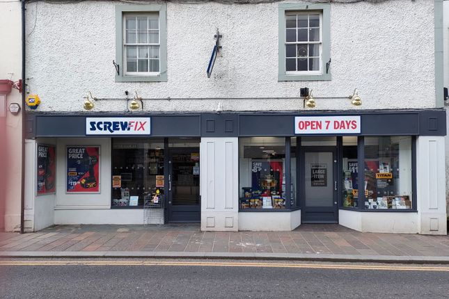 Retail premises to let in Main Street, Keswick