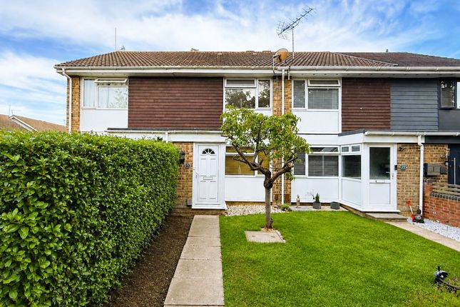 2-bed terraced on 30 Ontario Close, Worthing, £1,400/mo