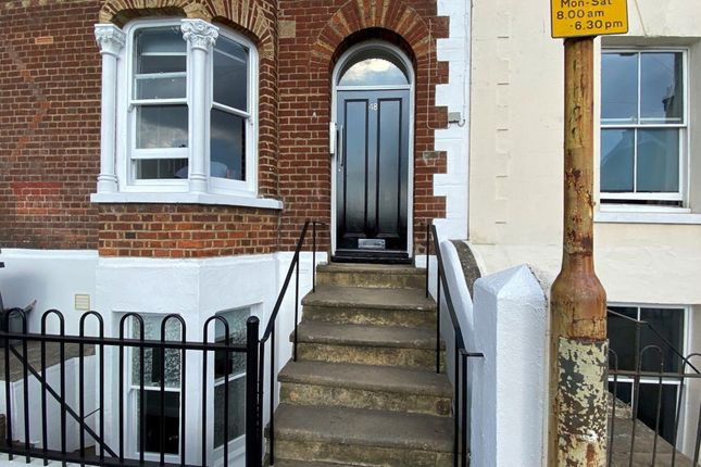 Studio to rent in Whitstable Road, Canterbury