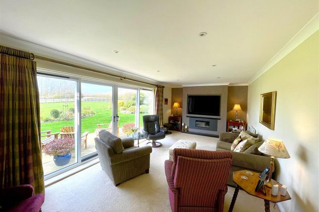 Detached house for sale in Robins Field, Wansford, Peterborough