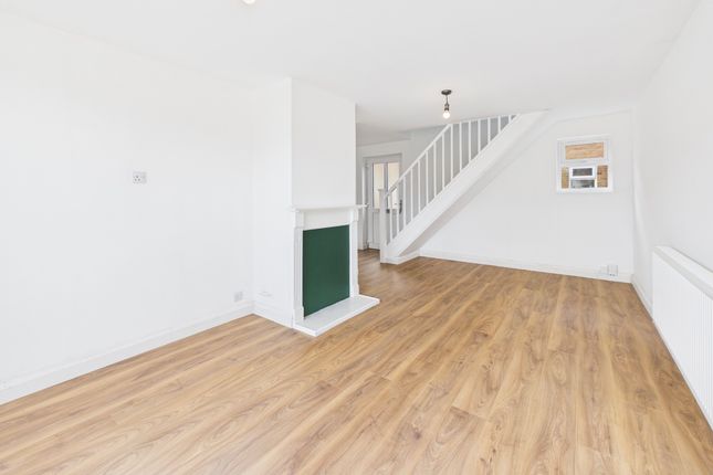31, Lucas Court, Huntingdon photo 3