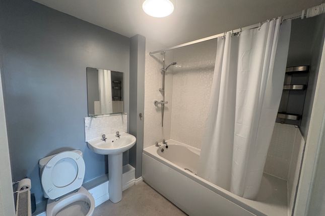 Jason House, Poseidon Close, Swindon photo 5