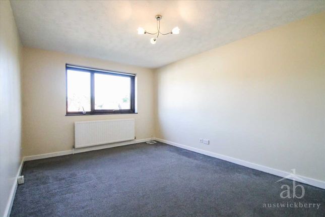 Flat to rent in Lark Rise, Martlesham, Ipswich