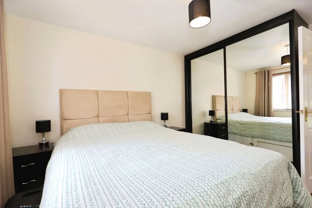 23, Ardgowan Grove, Wolverhampton photo 4