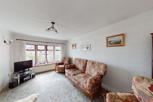 6, Rossall Close, Preston photo 2