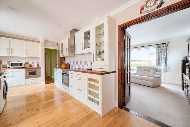 Marlens Lodge Stainers Lane, Winchester photo 4