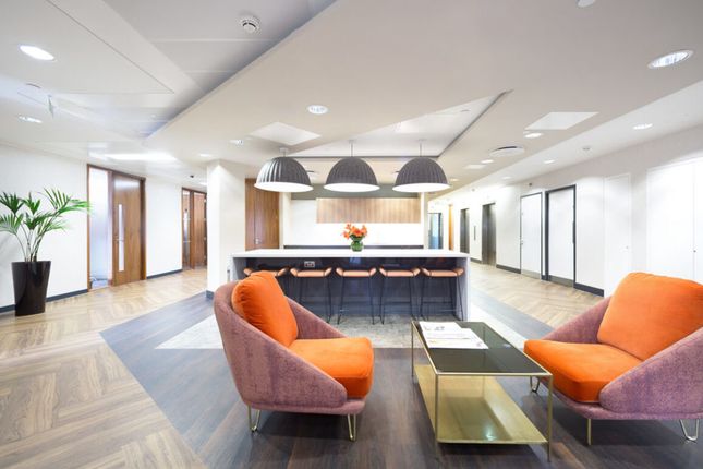 Office to let in 75 King William Street, London