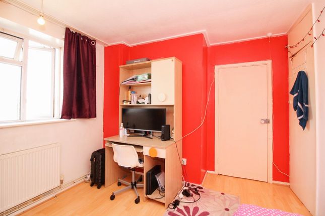 Flat for sale in North Street, Barking
