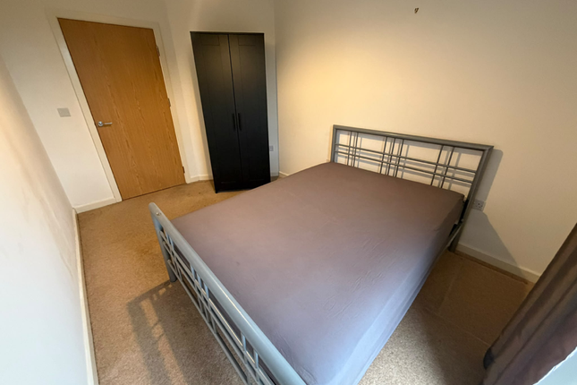 105, Birmingham photo 4