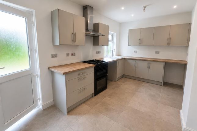 3, Bentley Mill Lane, Walsall photo 5