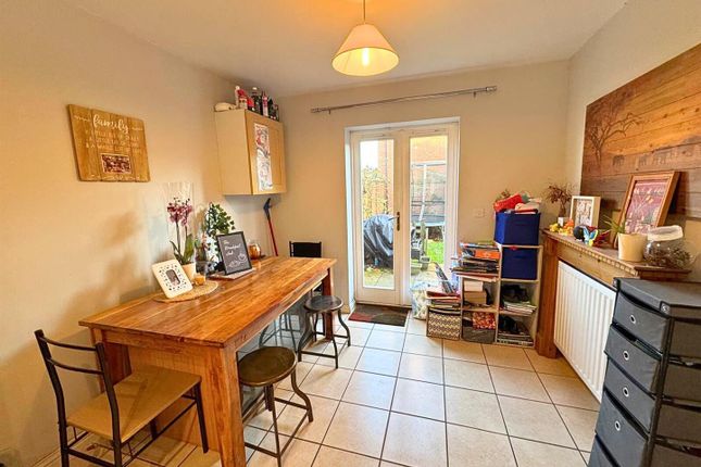 8, Jasmine Way, Wragby photo 3