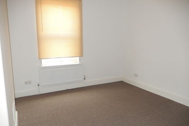 2, Beaufort Street, Gainsborough photo 4