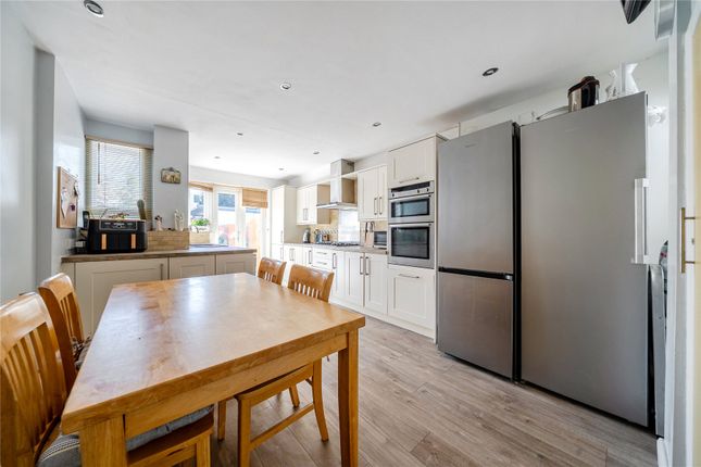 18, Broke Farm Drive, Orpington photo 4