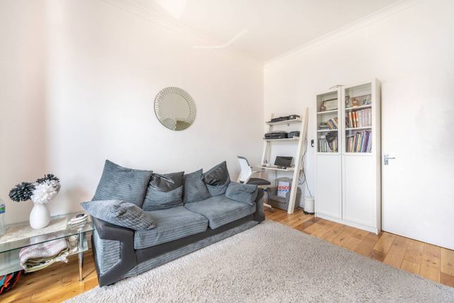 Flat to rent in Shrewsbury Road, Forest Gate, London