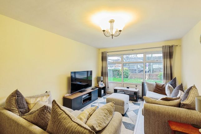 8, Harwood Close, Poulton-le-Fylde photo 3