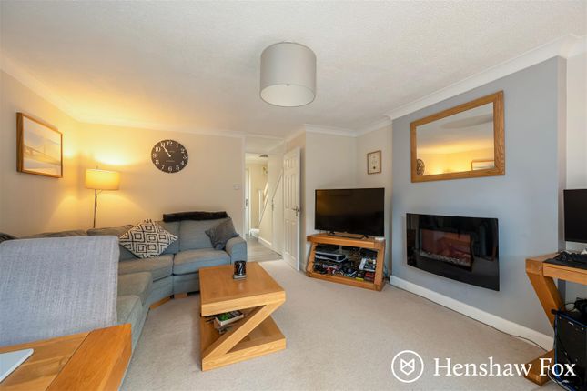 13, Goldcrest Gardens, Southampton photo 4