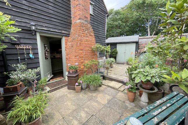 Teddy Bear Cottage, Church Square, Clacton-On-Sea photo 2