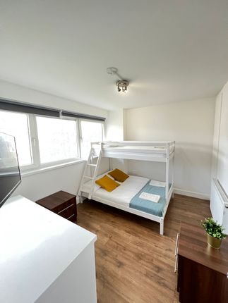 16 Ritson House, Caledonian Road, Greater London photo 4