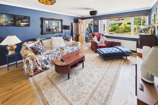 24, Chanctonbury Drive, Shoreham-by-sea photo 2