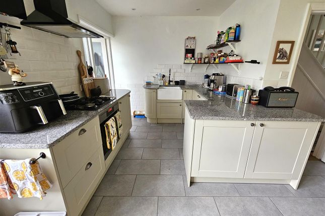 55, Bannawell Street, Tavistock photo 3