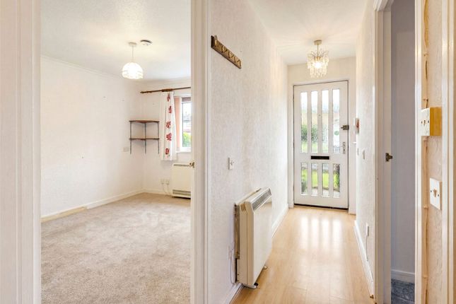 9, Edwin Arnold Court, Kent photo 2