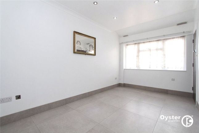 44 Du Cros Drive, Stanmore photo 4