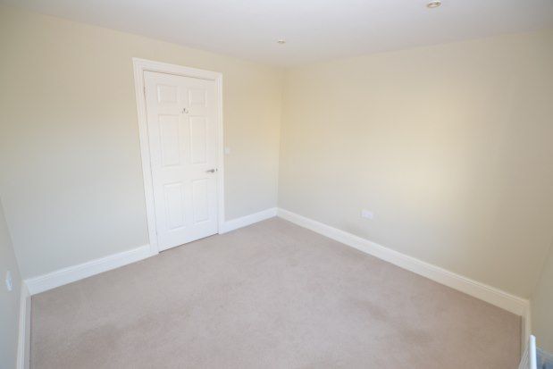 Flat to rent in Newfield Place, Sheffield