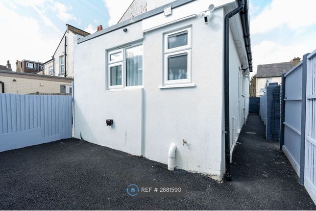 Lakehall Road, Thornton Heath photo 4