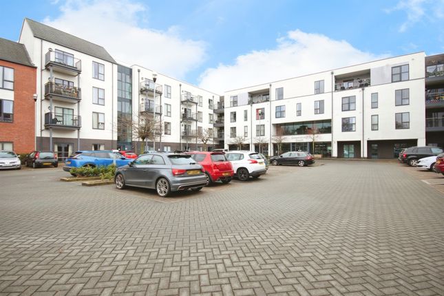 Thumbnail Flat for sale in Queensway, Leamington Spa