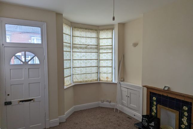 Terraced house to rent in Haddenham Road, Leicester