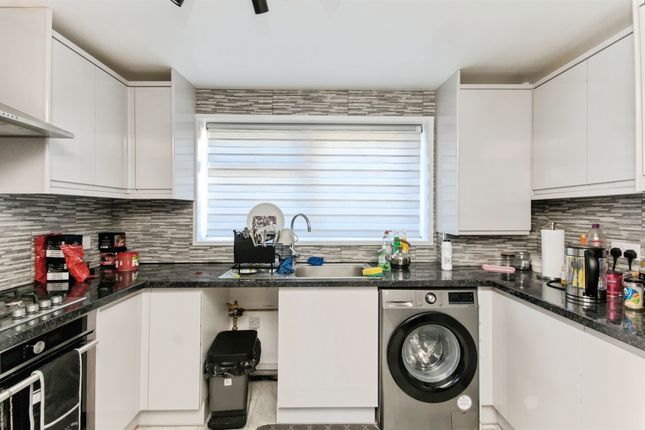Flat 11, Kerry Court, 4, Westerham Road, Eastbourne photo 4