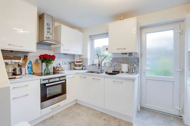 3 Kingsbridge Avenue, Nottingham photo 3